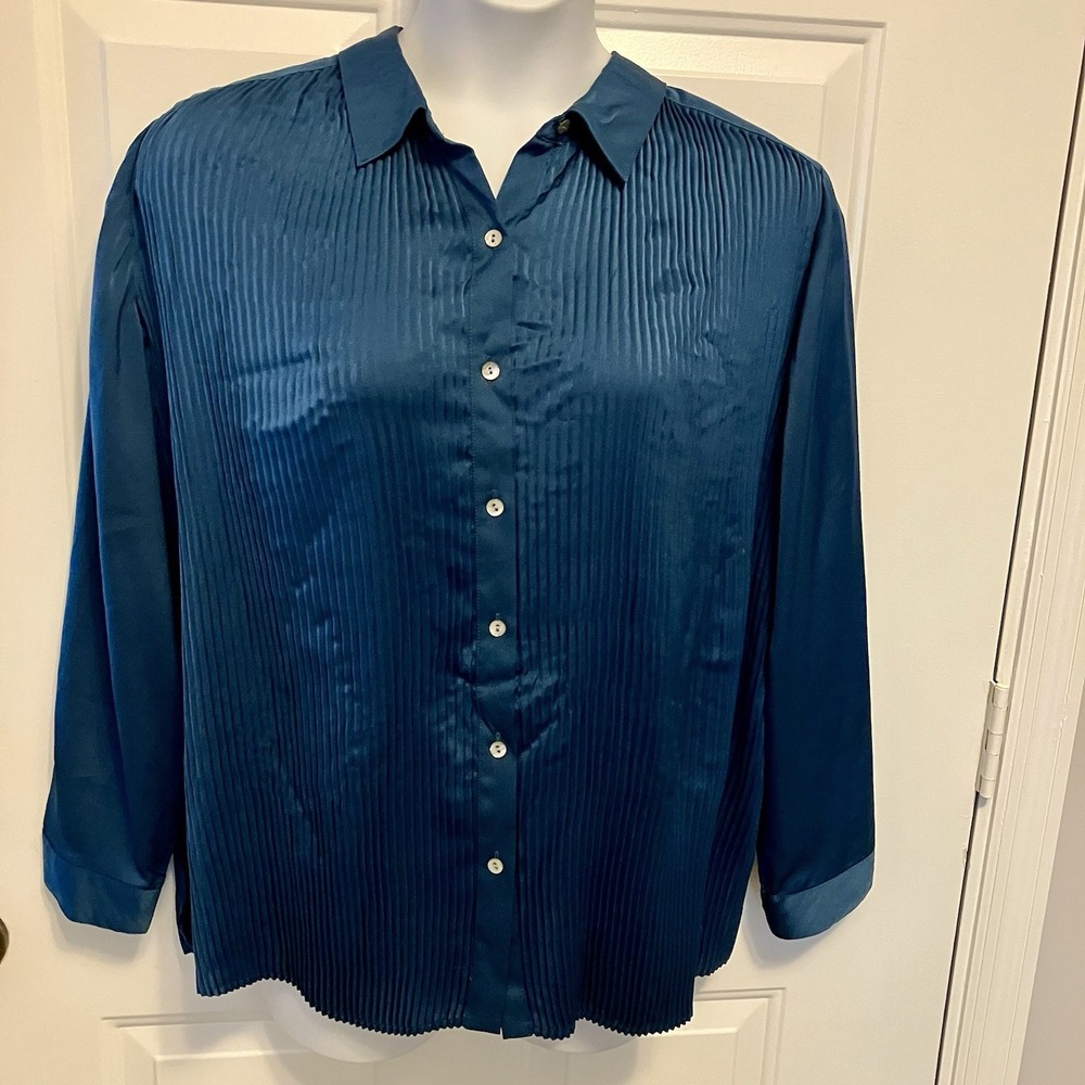 J Jill Pleated Button Up Shirt Size XL Teal Green/Blue Long Sleeve Women's